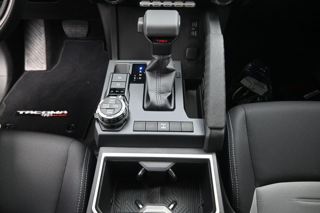 2026 Toyota Tacoma TRD Off-Road - 8