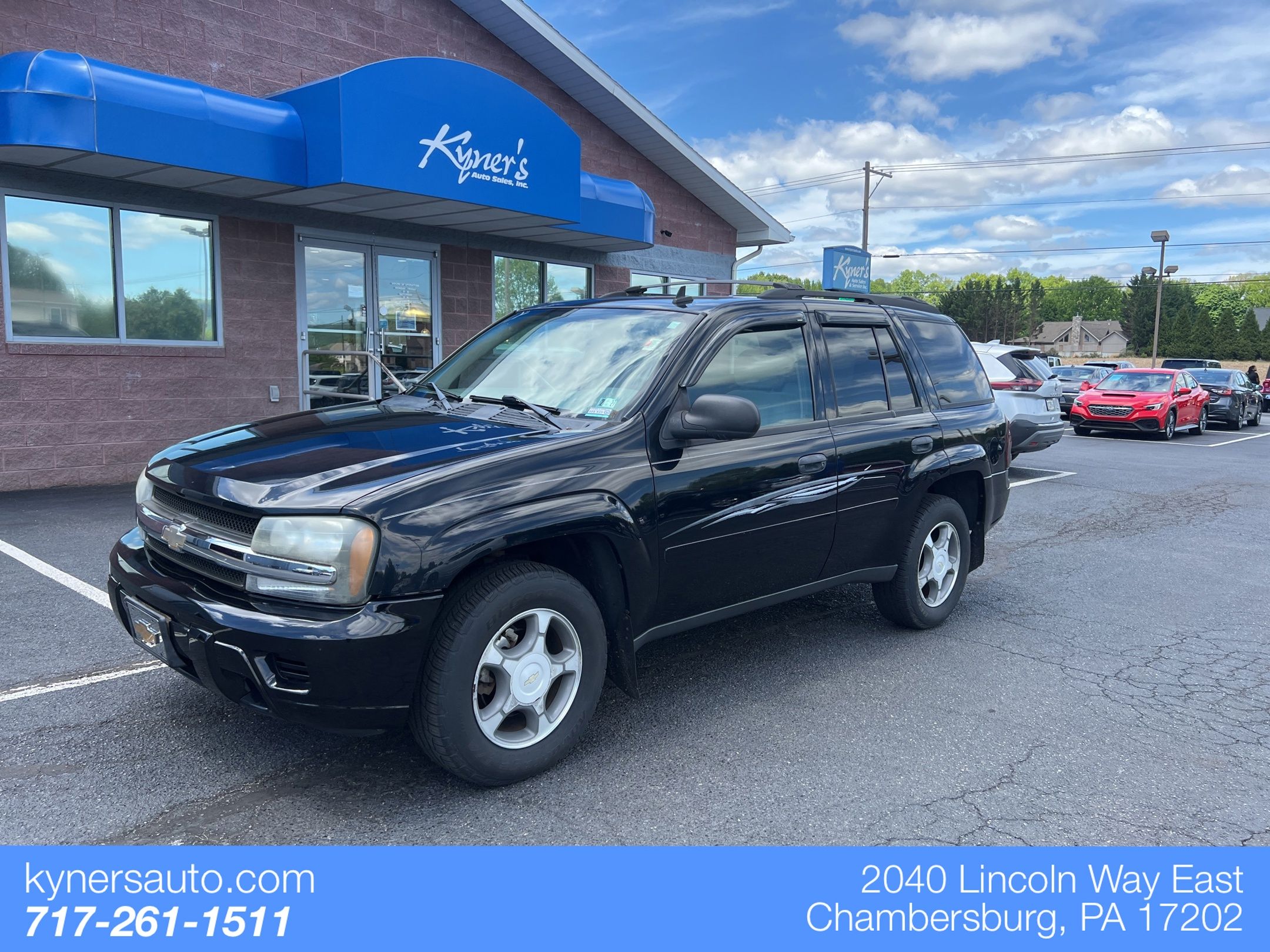Smokin Asphalt 2006 Chevrolet Trailblazer LS 4WD SUV / Crossover Four-Wheel Drive 4-Speed Automatic Overdrive