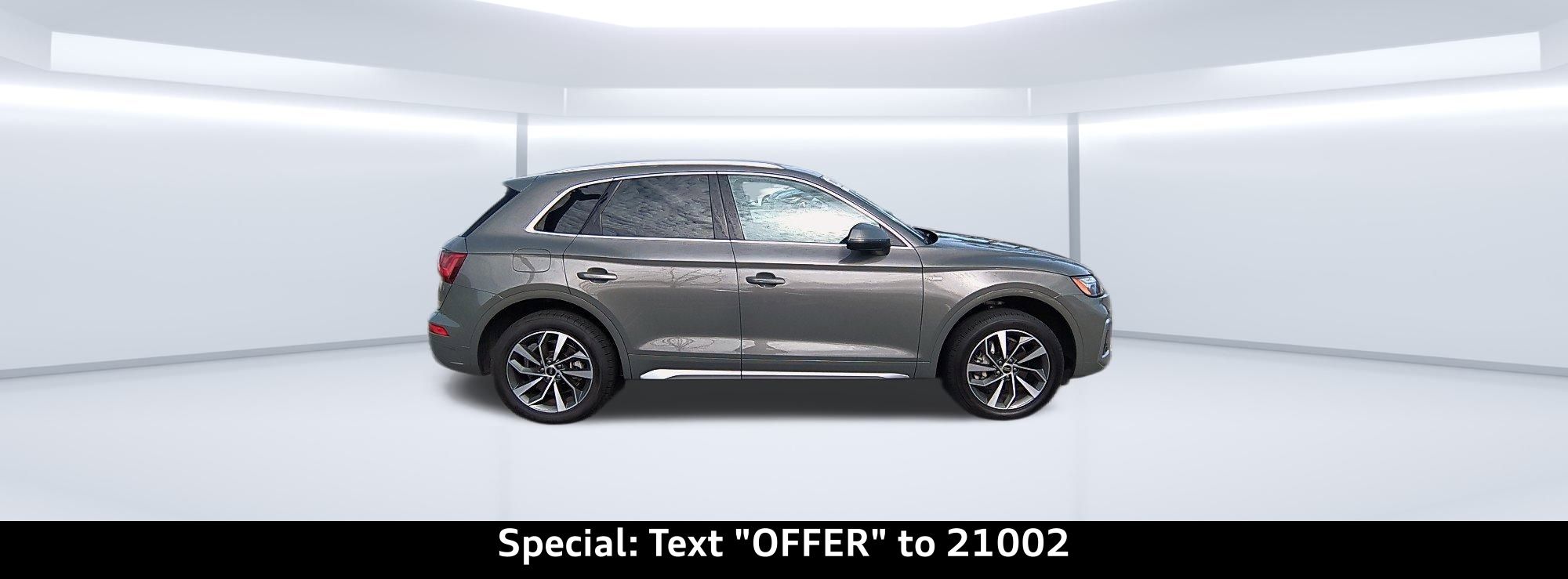 Audi 2024 Q5 45 S line Premium quattro