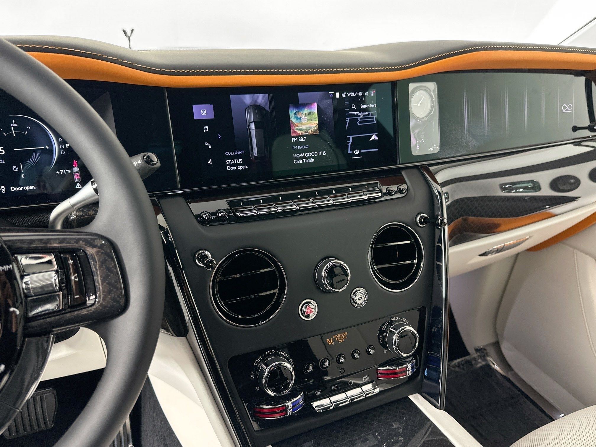 new 2026 Rolls-Royce Cullinan car, priced at $587,550