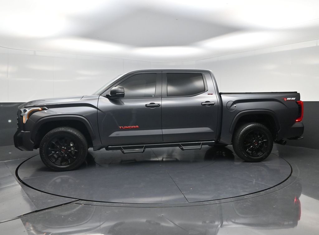 2024 Toyota Tundra SR5 - 2
