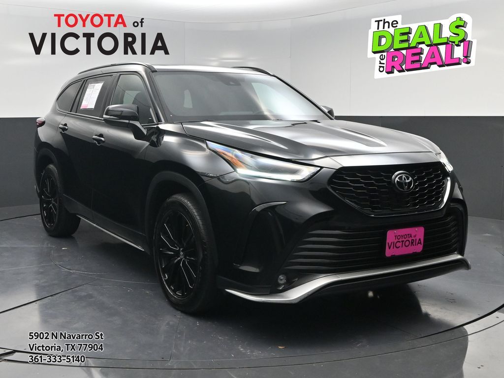 2025 Toyota Highlander XSE Black at Don McGill Toyota