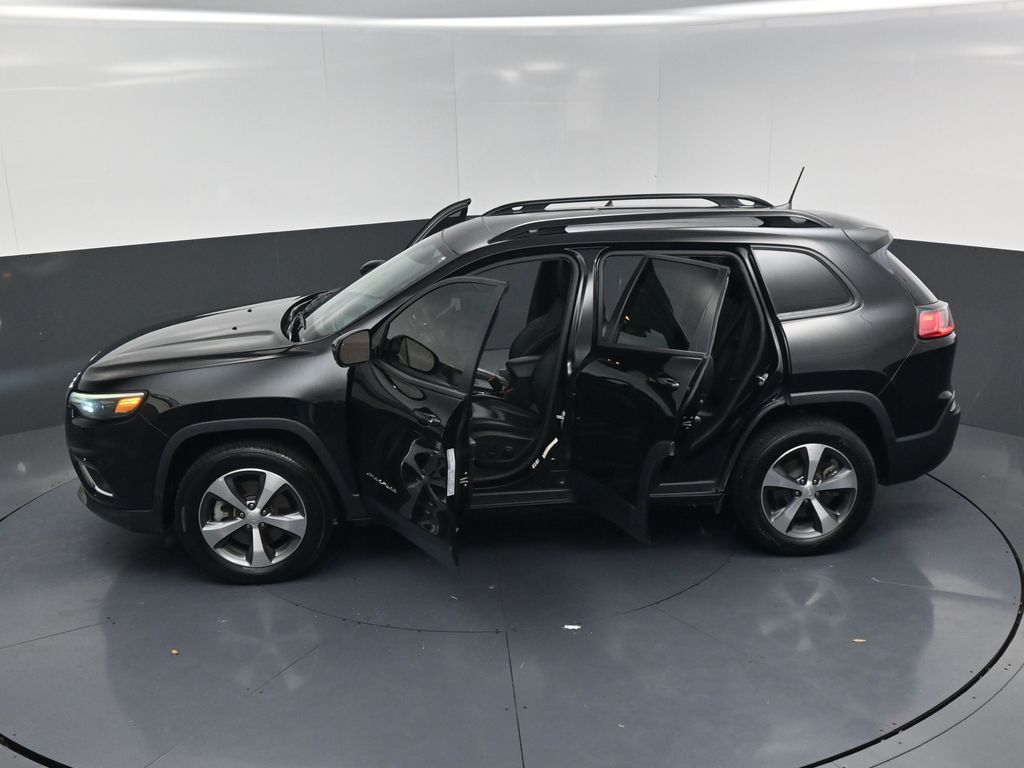 2022 Jeep Cherokee Limited Black at Community Toyota