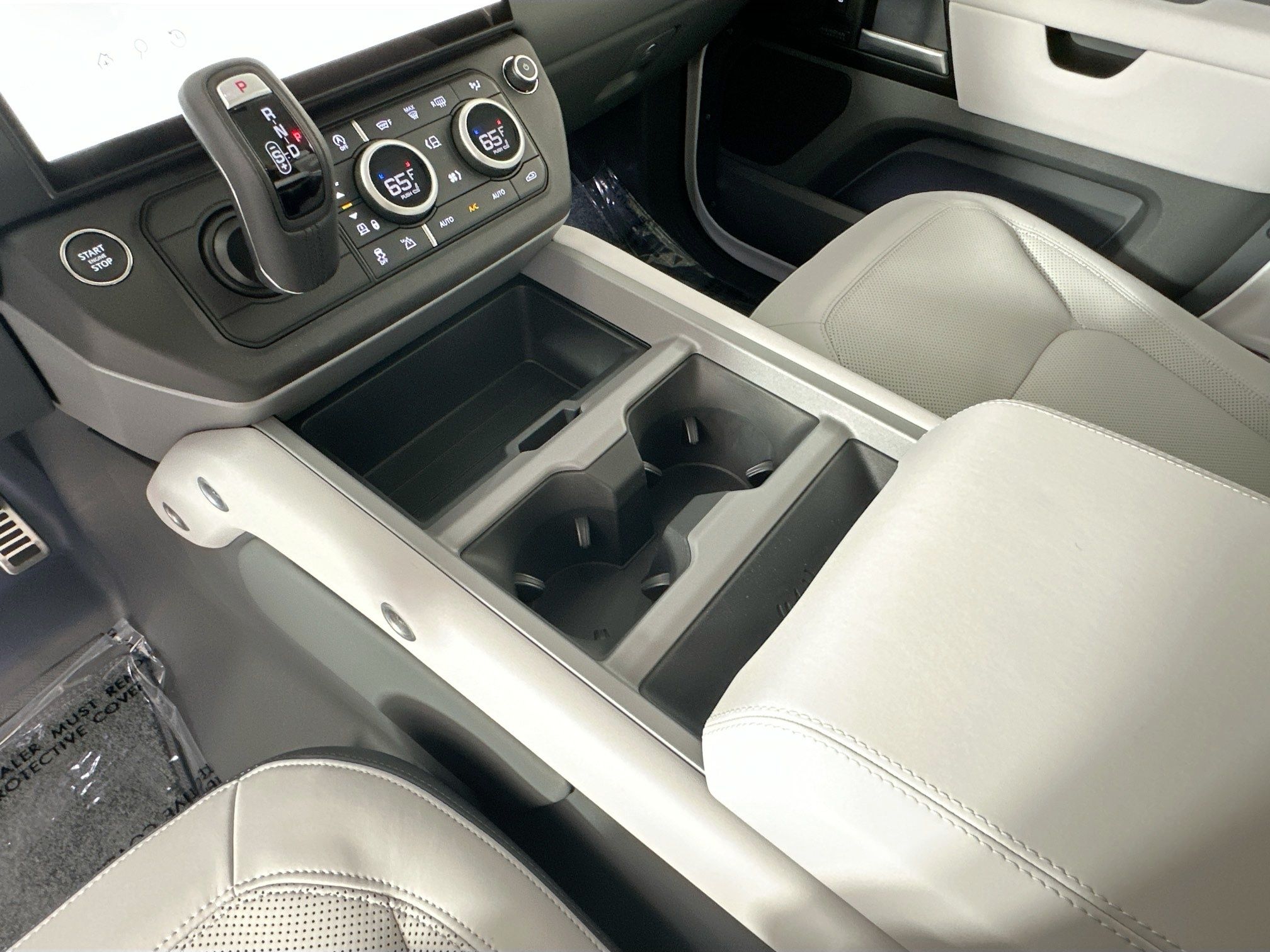 new 2026 Land Rover Defender 90 car, priced at $123,991