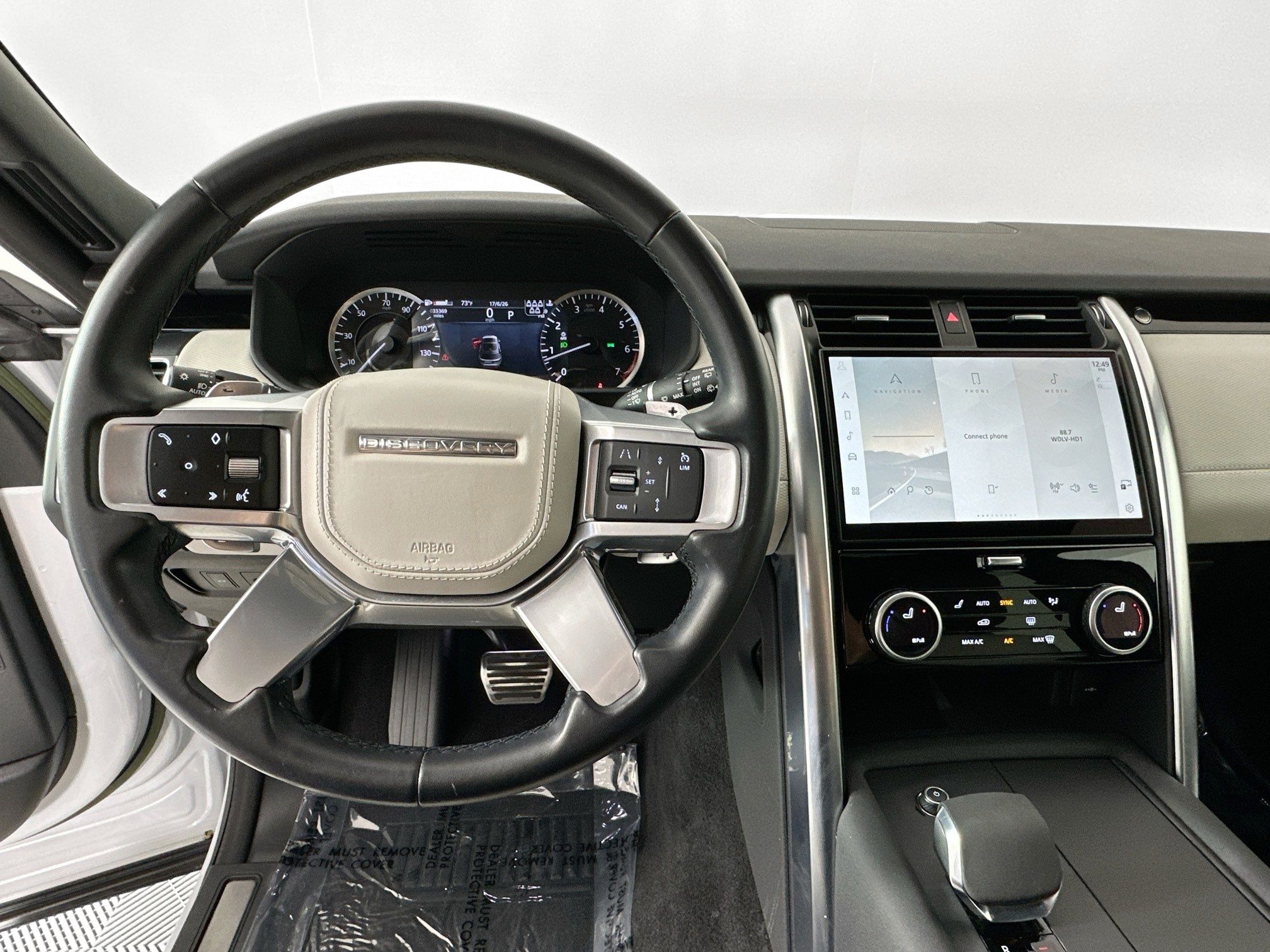 used 2023 Land Rover Discovery car, priced at $37,995