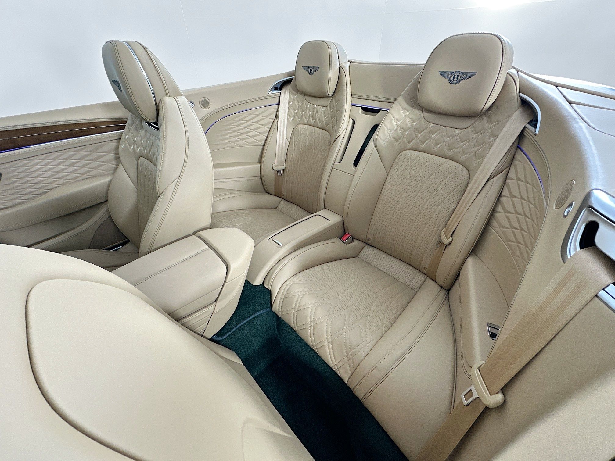 new 2026 Bentley Continental GTC car