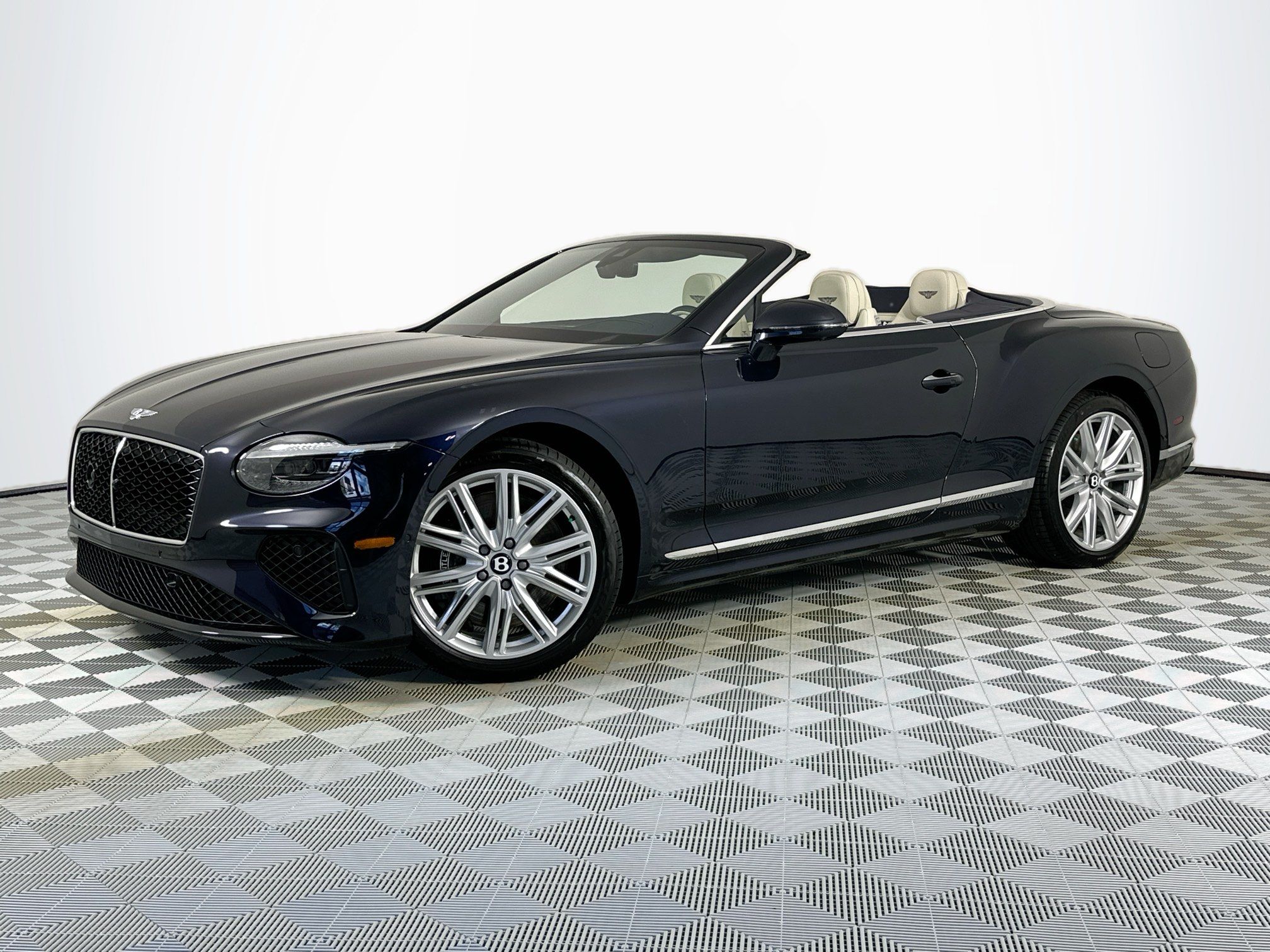 new 2026 Bentley Continental GTC car