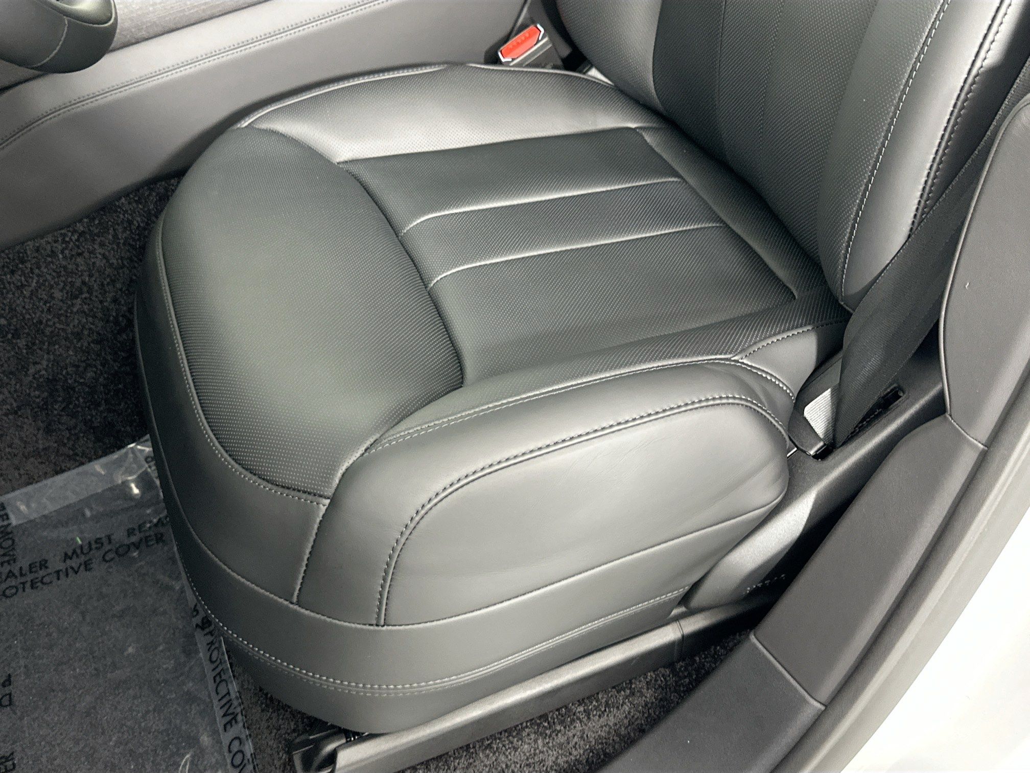 new 2026 Land Rover Range Rover car, priced at $166,475