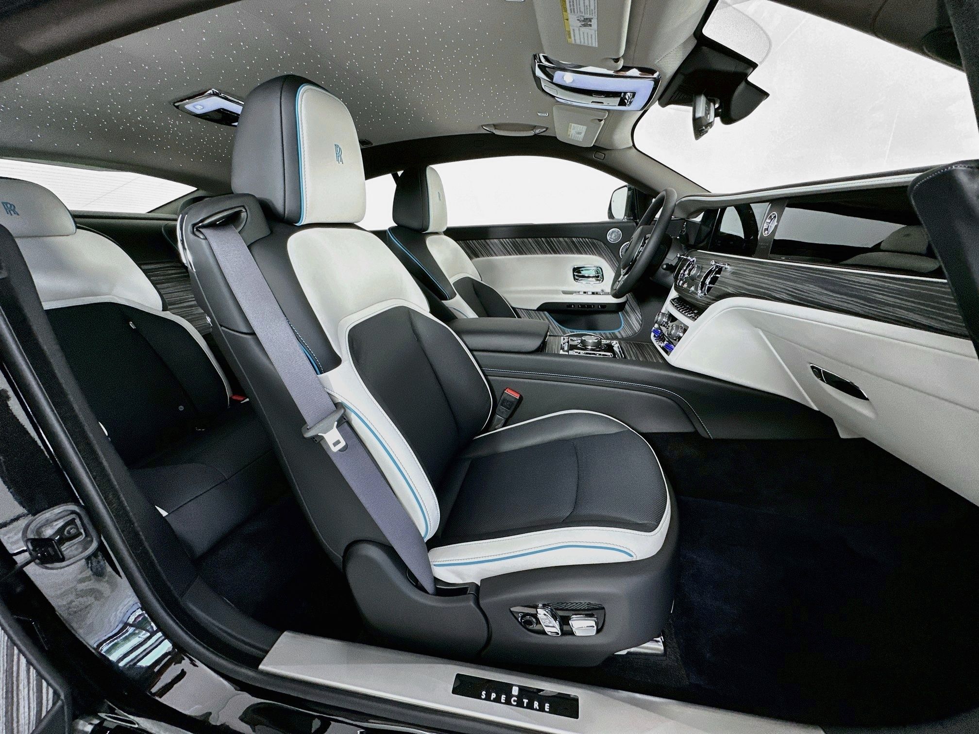 new 2026 Rolls-Royce Spectre car, priced at $479,650