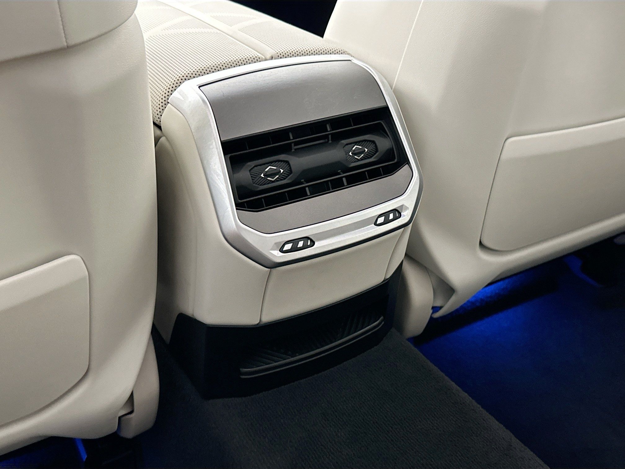 used 2023 BMW 7-Series car, priced at $62,998