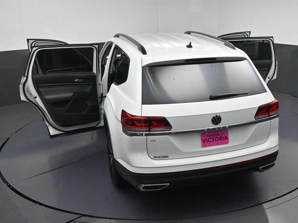 2022 Volkswagen Atlas 2.0T SE White at Wharton Ford