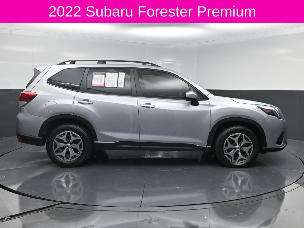 2022 Subaru Forester Premium Silver at Emmons Autoplex