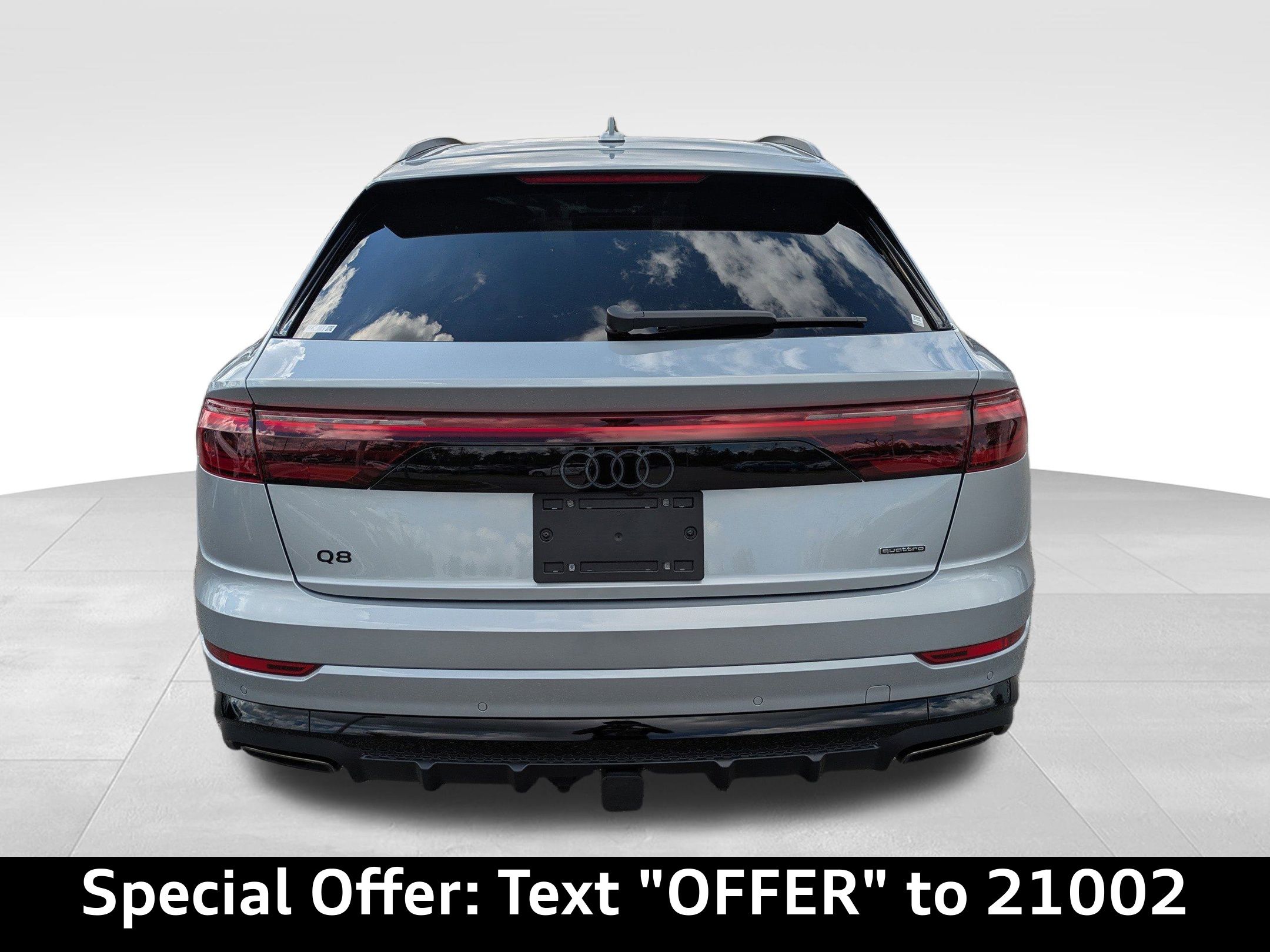 2025 Audi Q8 55 Prestige photo 4