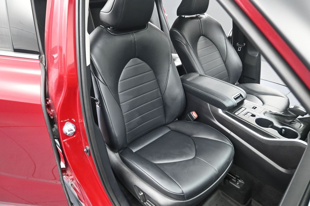 2022 Toyota Highlander XLE Red at North Houston Mitsubishi