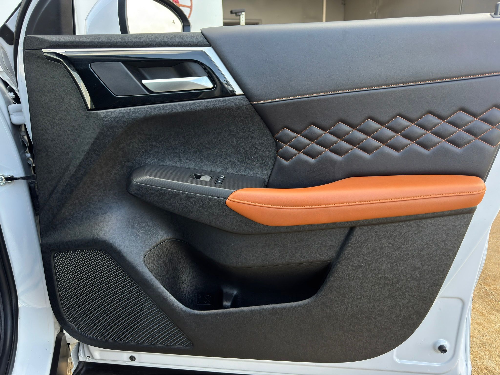 2023 Mitsubishi Outlander SEL  at North Houston Mitsubishi