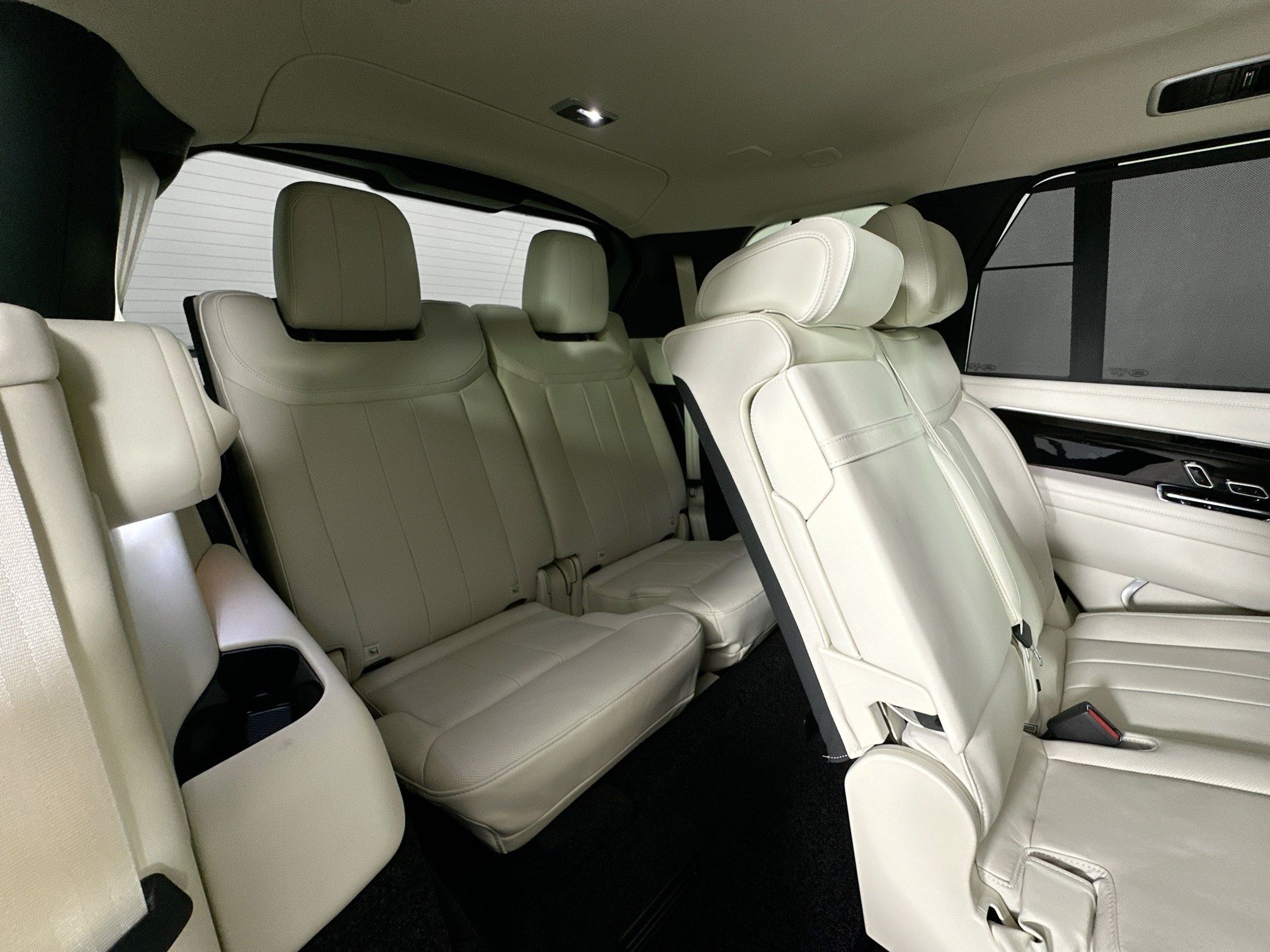 new 2026 Land Rover Range Rover car, priced at $201,935