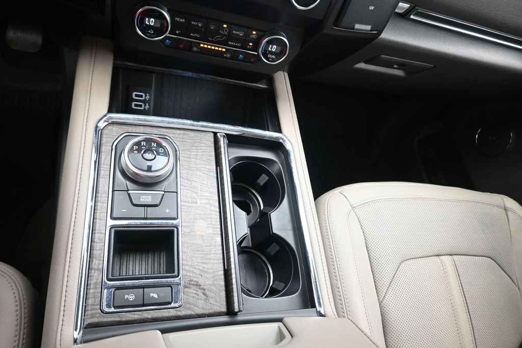 2019 Ford Expedition Limited Gray at Autostrade