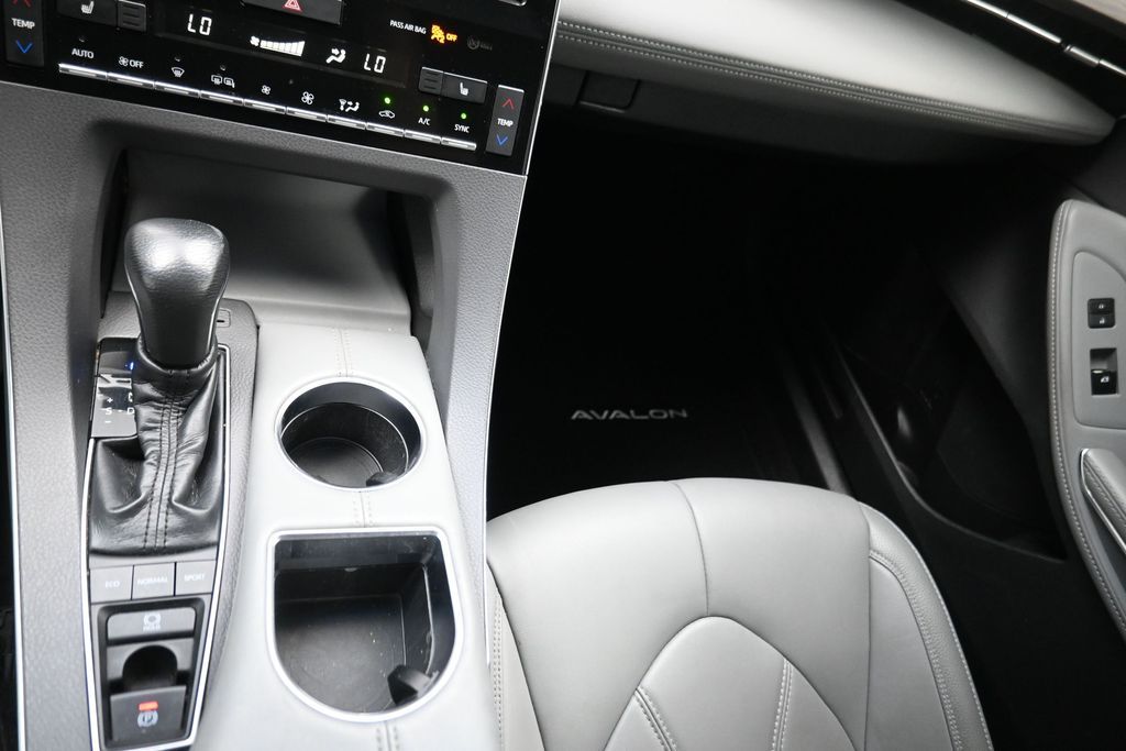 2019 Toyota Avalon XLE Gray at Emmons Autoplex
