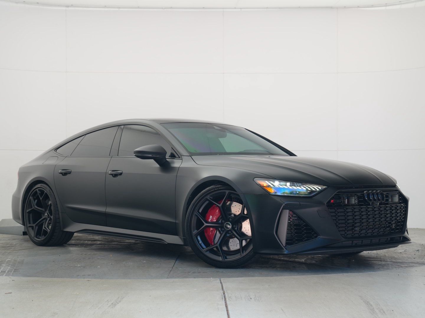 Mythos Black Metallic 2025 Audi RS 7 4.0T quattro Performance AWD Sedan All-Wheel Drive 8-Speed Automatic