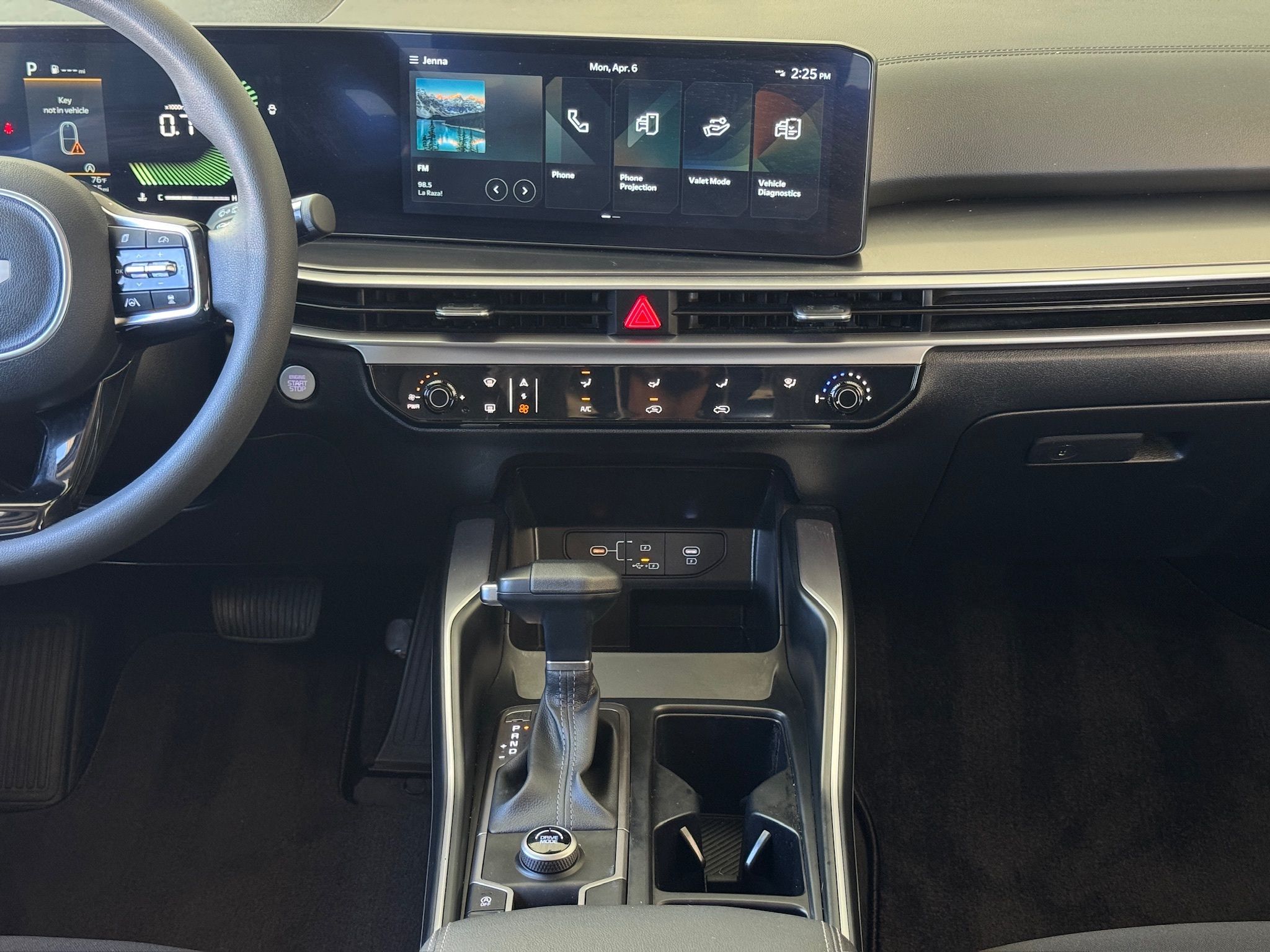 2025 Kia Sorento LX - 2