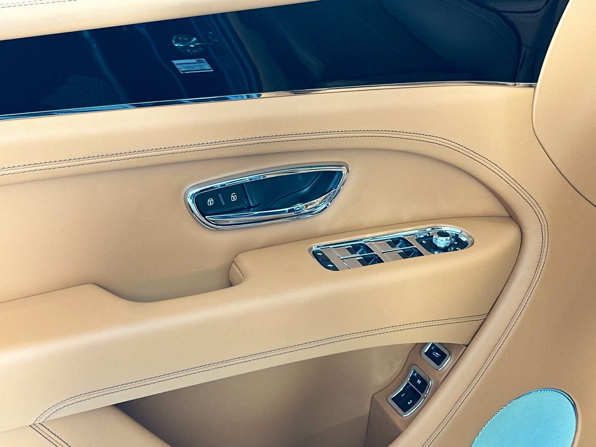 new 2026 Bentley Bentayga car