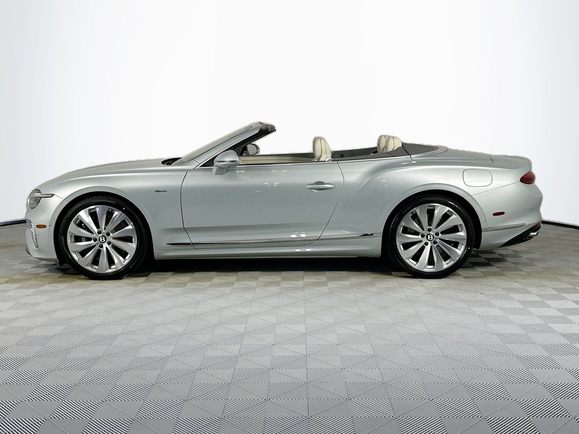 new 2026 Bentley Continental GTC car