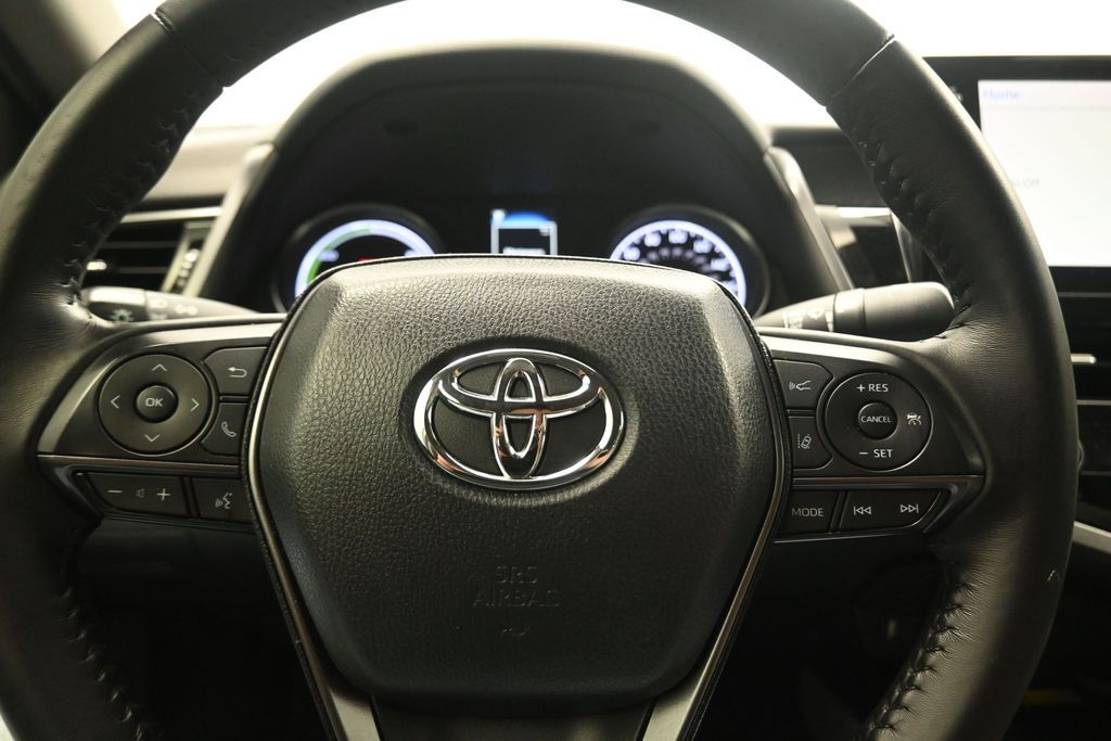 2023 Toyota Camry Hybrid SE - 7