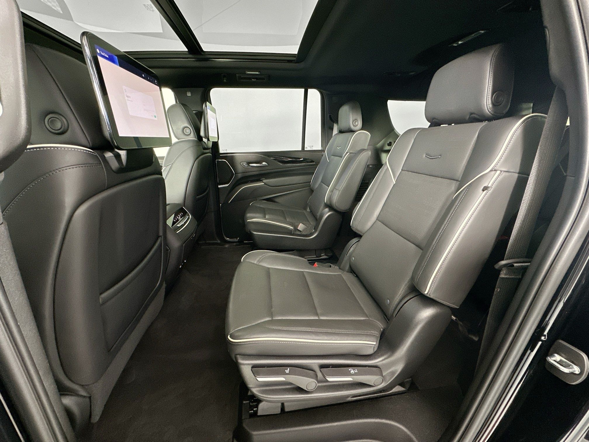 used 2024 Cadillac Escalade ESV car, priced at $89,998