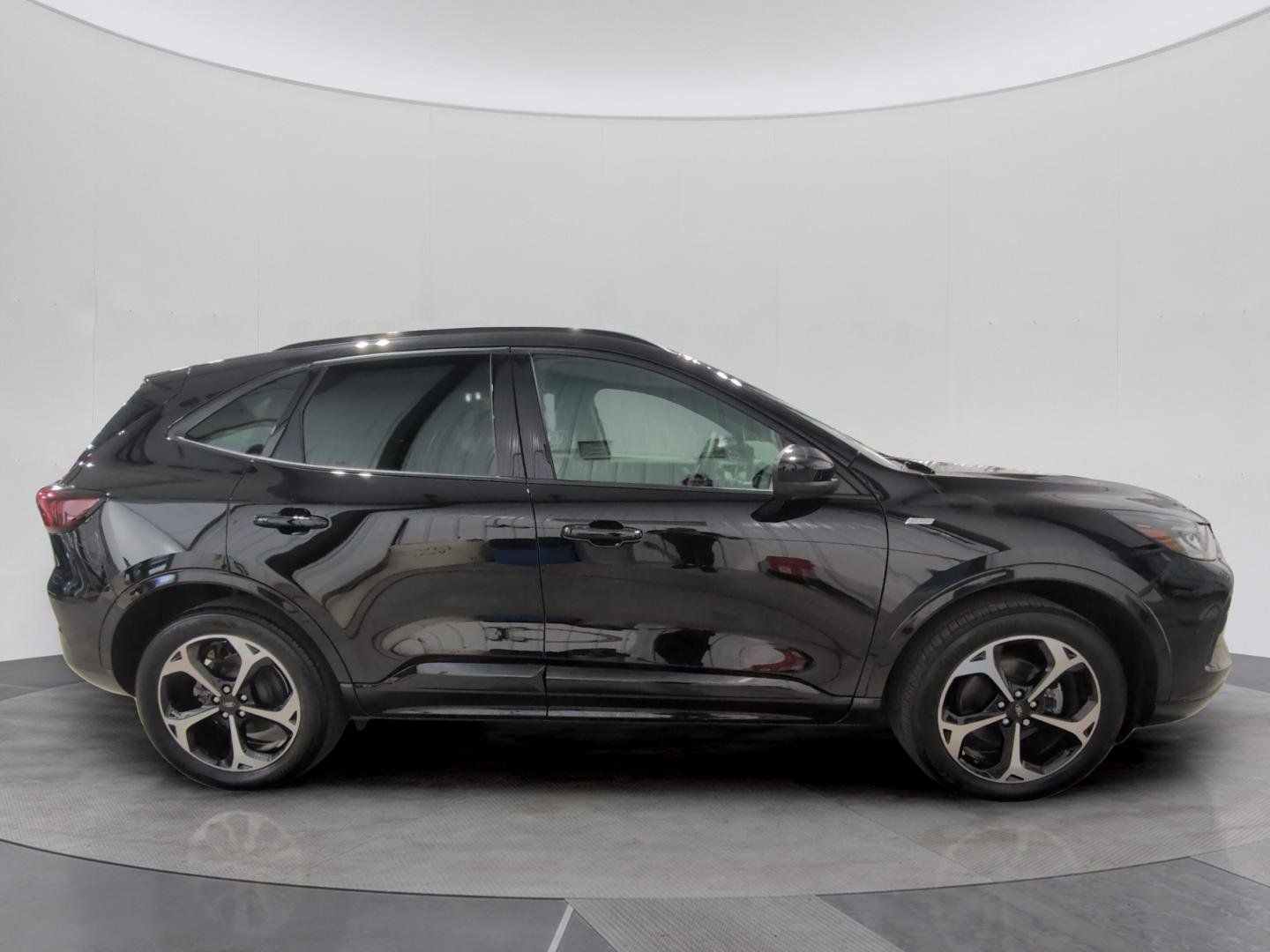 2023 Ford Escape ST-Line Select - Photo 7