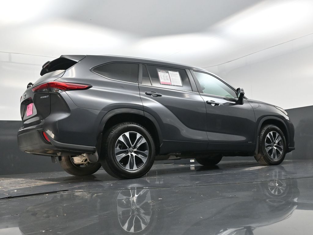 2023 Toyota Highlander Hybrid XLE Gray at Toyota of Victoria