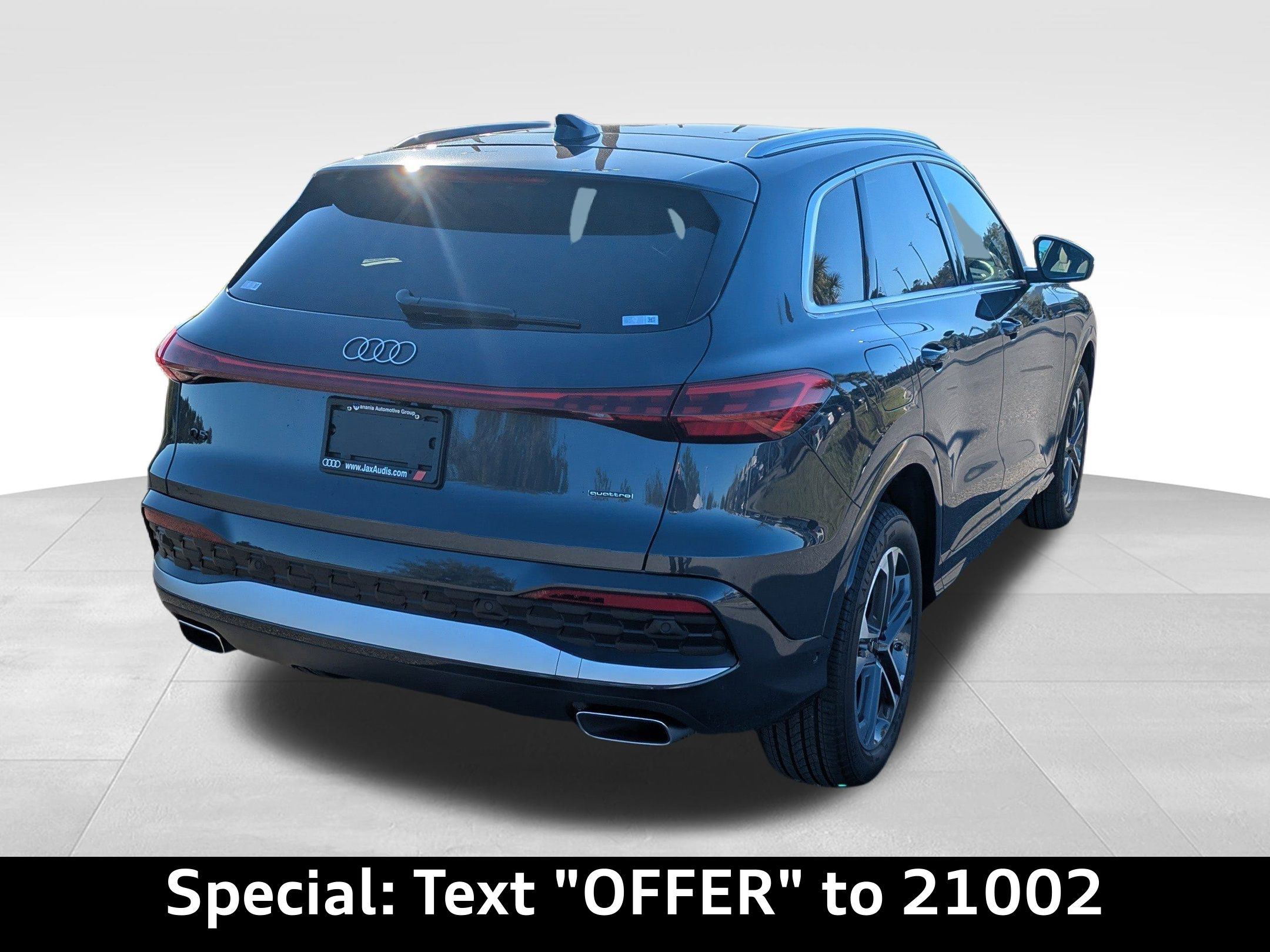 2025 Audi Q5 2.0T Premium Plus photo 3
