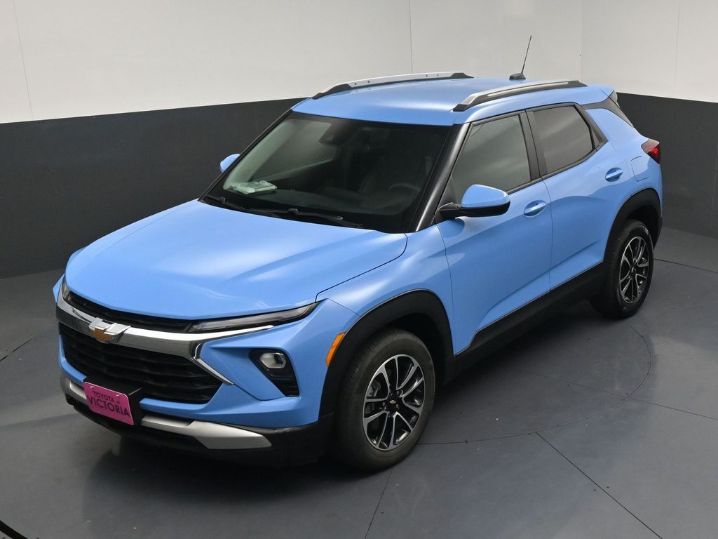 2024 Chevrolet TrailBlazer LT Blue at DeMontrond Automotive Group