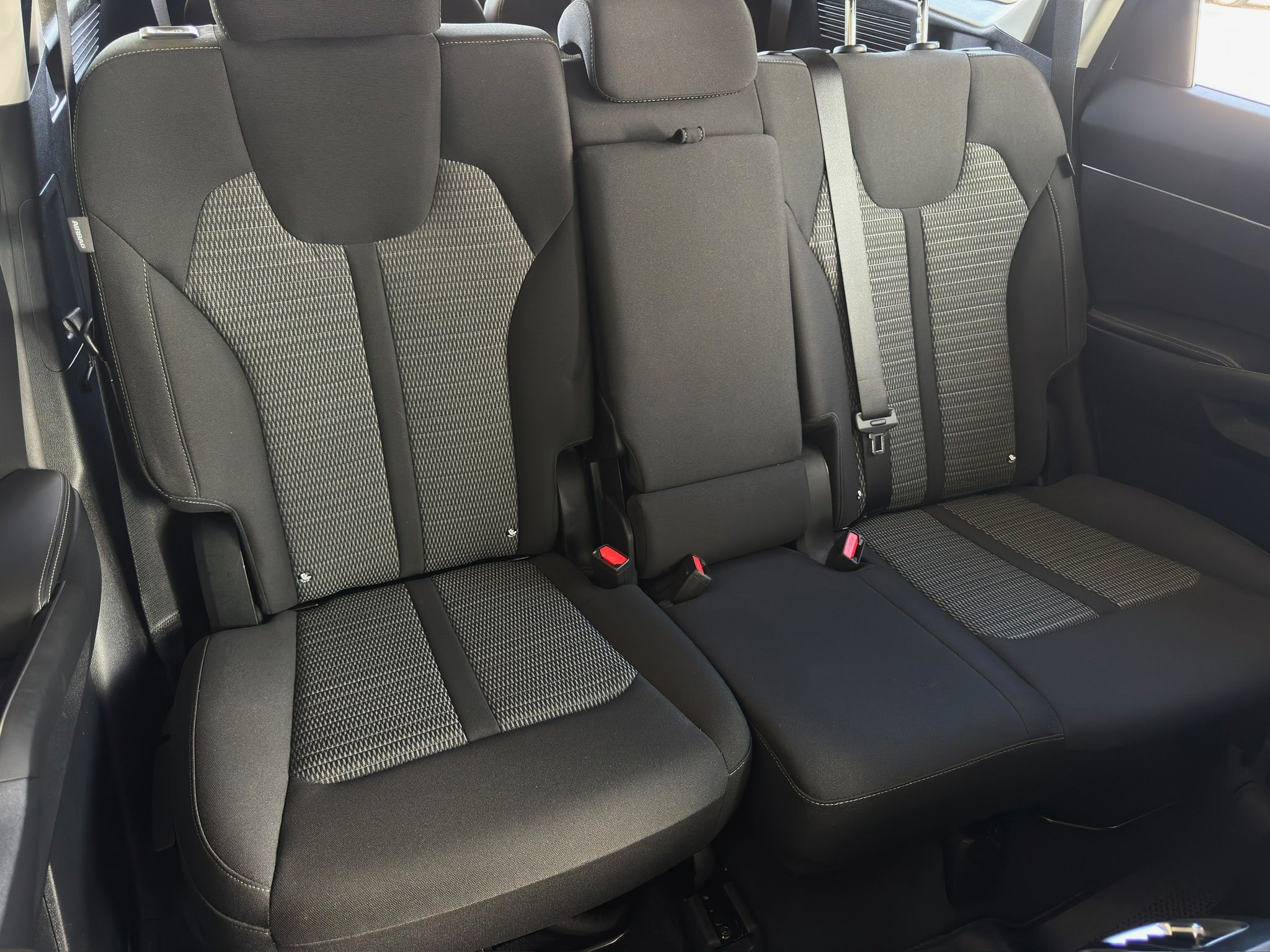 2025 Kia Sorento LX White at Community Kia