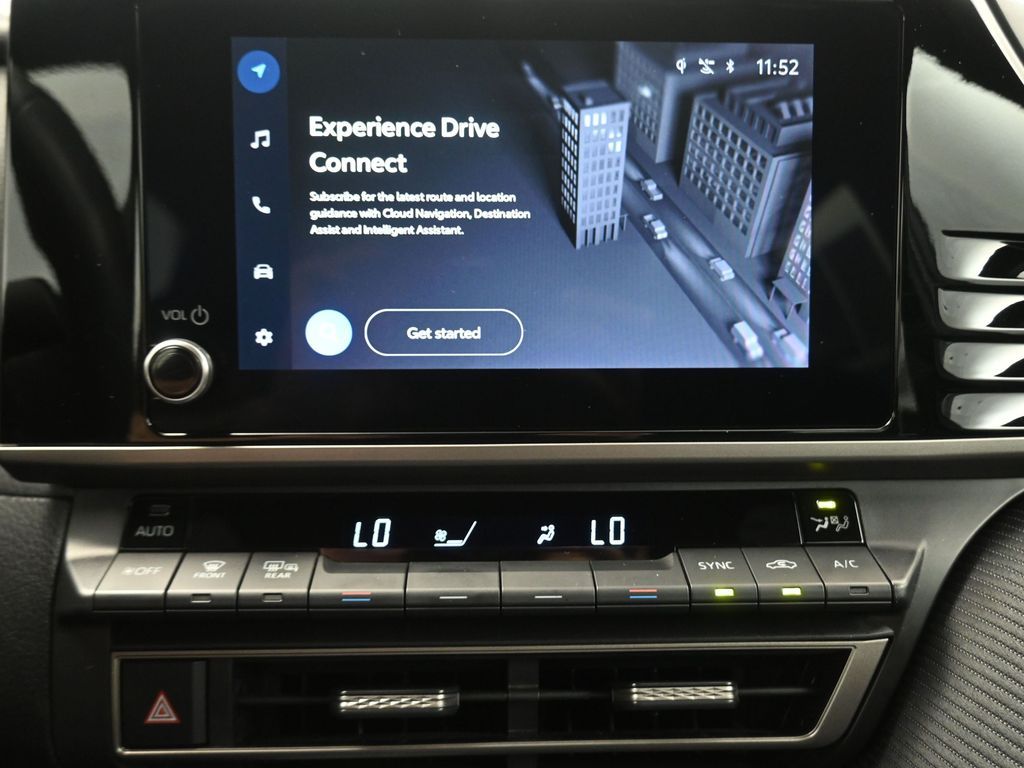 2025 Toyota Camry SE - 6