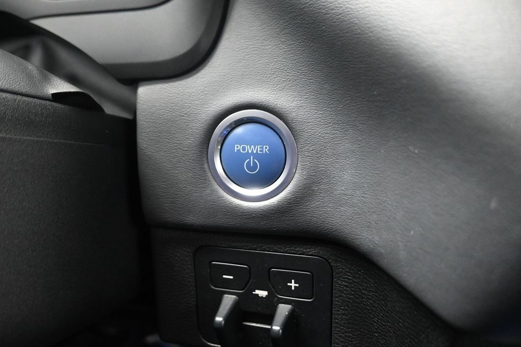 2023 Toyota Tundra Hybrid Platinum Silver at EAG Ford Navasota