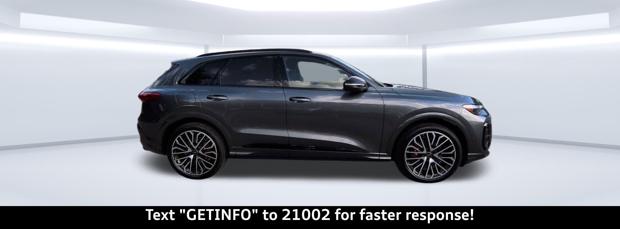 Audi 2025 SQ5 Premium Plus quattro