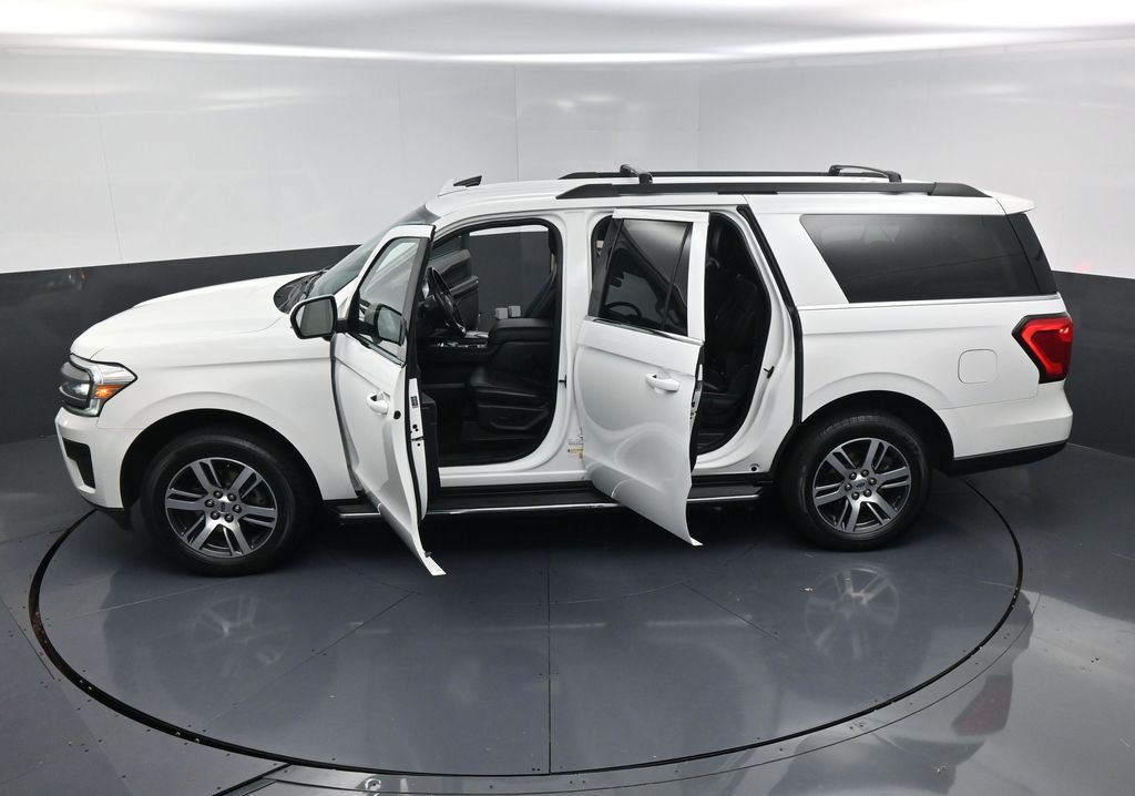 2022 Ford Expedition Max XLT White at River Oaks CDJR