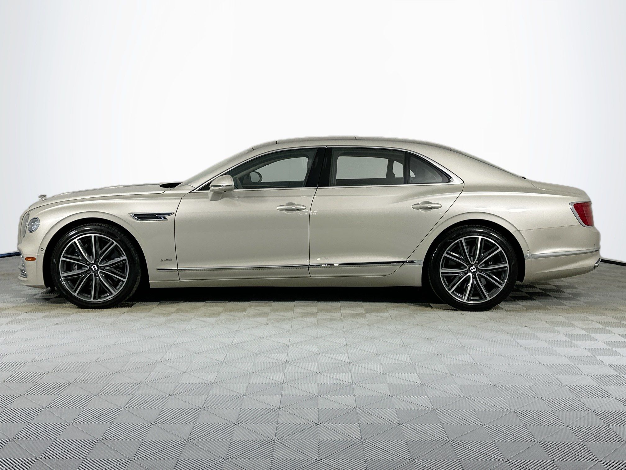 used 2022 Bentley Flying Spur car