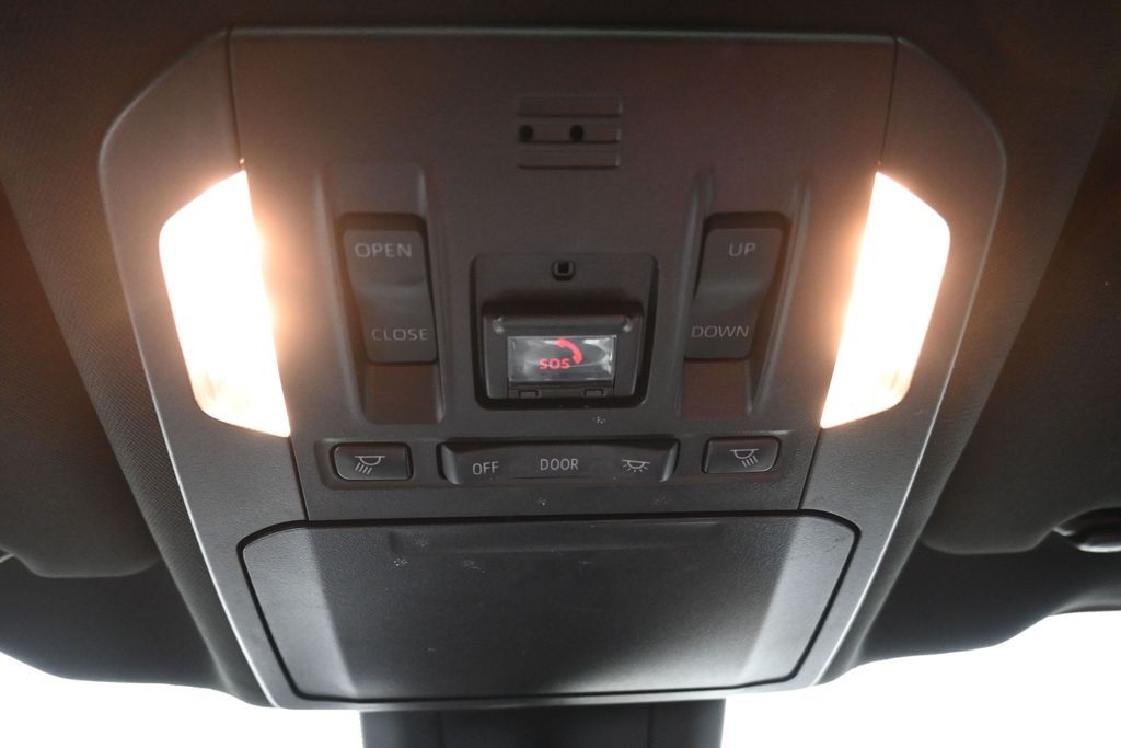 2021 Toyota Highlander XSE White at Toyota of Victoria