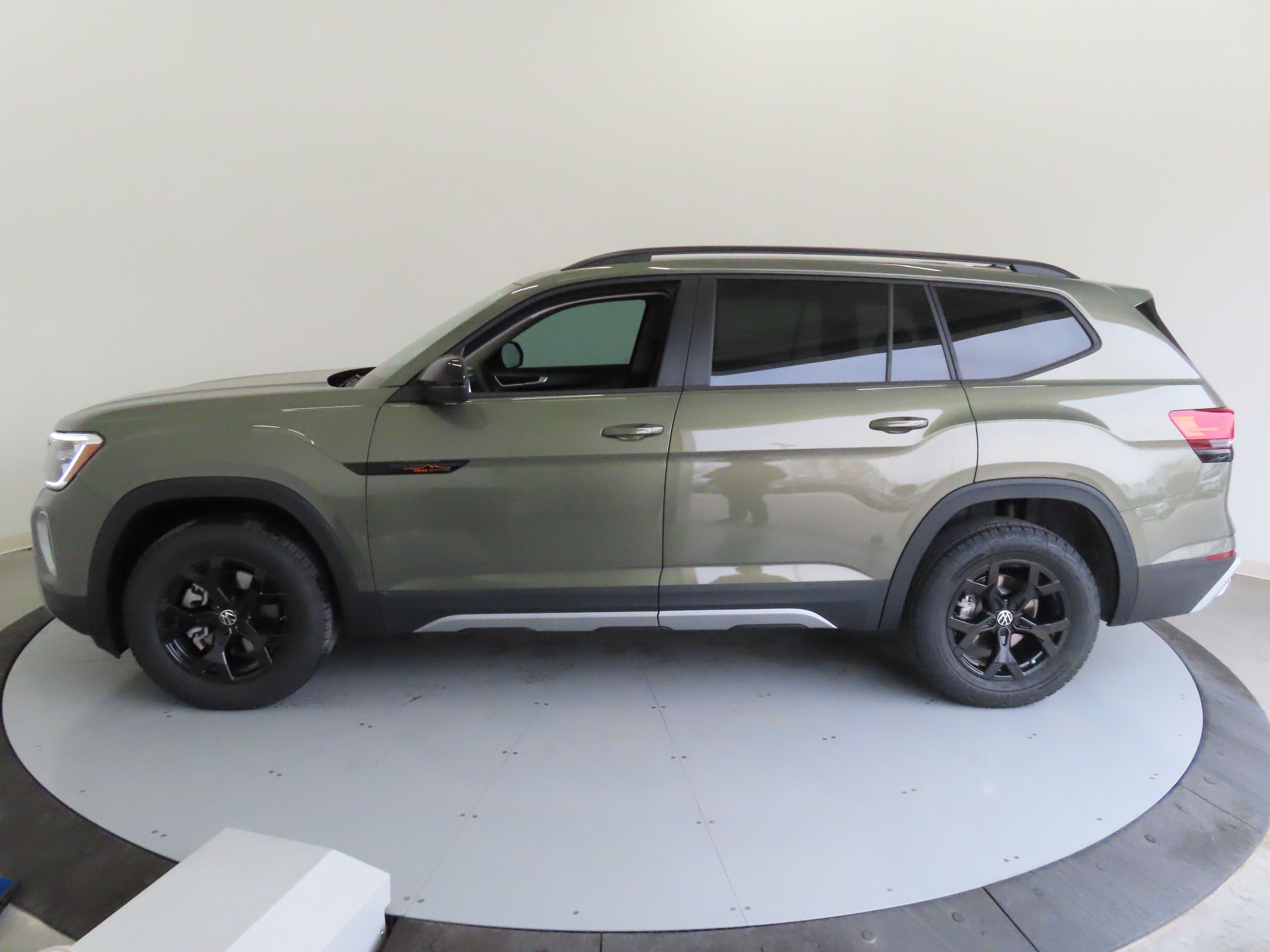 Atlas Peak Edition 4MOTION