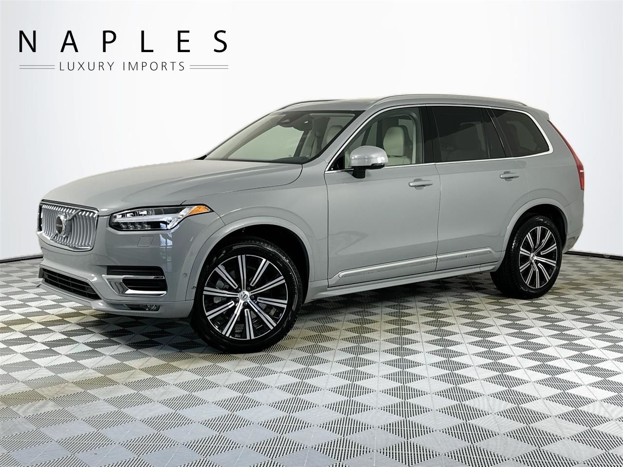 used 2025 Volvo XC90 car, priced at $49,998
