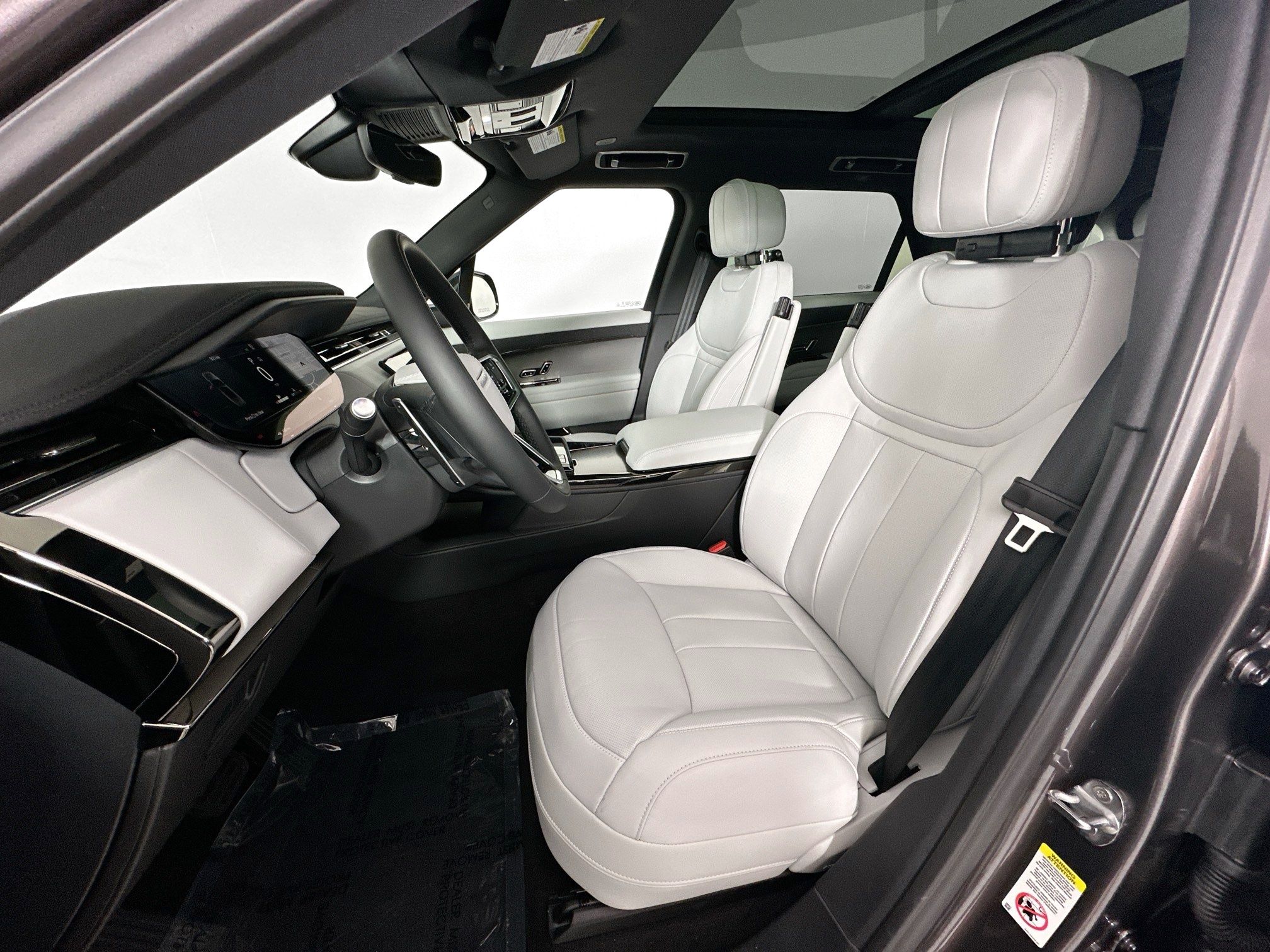 new 2026 Land Rover Range Rover Sport car, priced at $91,510