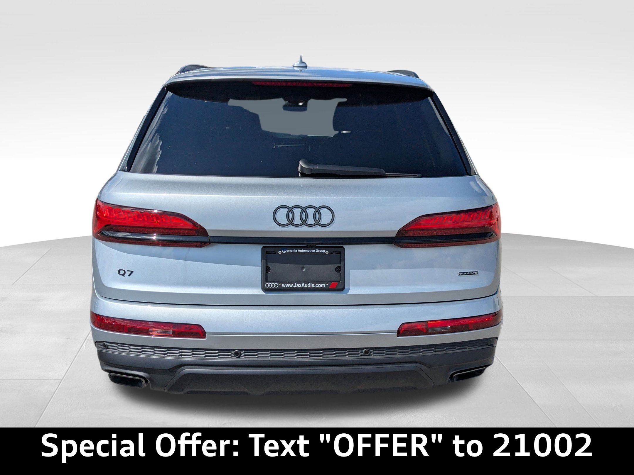 2025 Audi Q7 55 Premium Plus photo 4