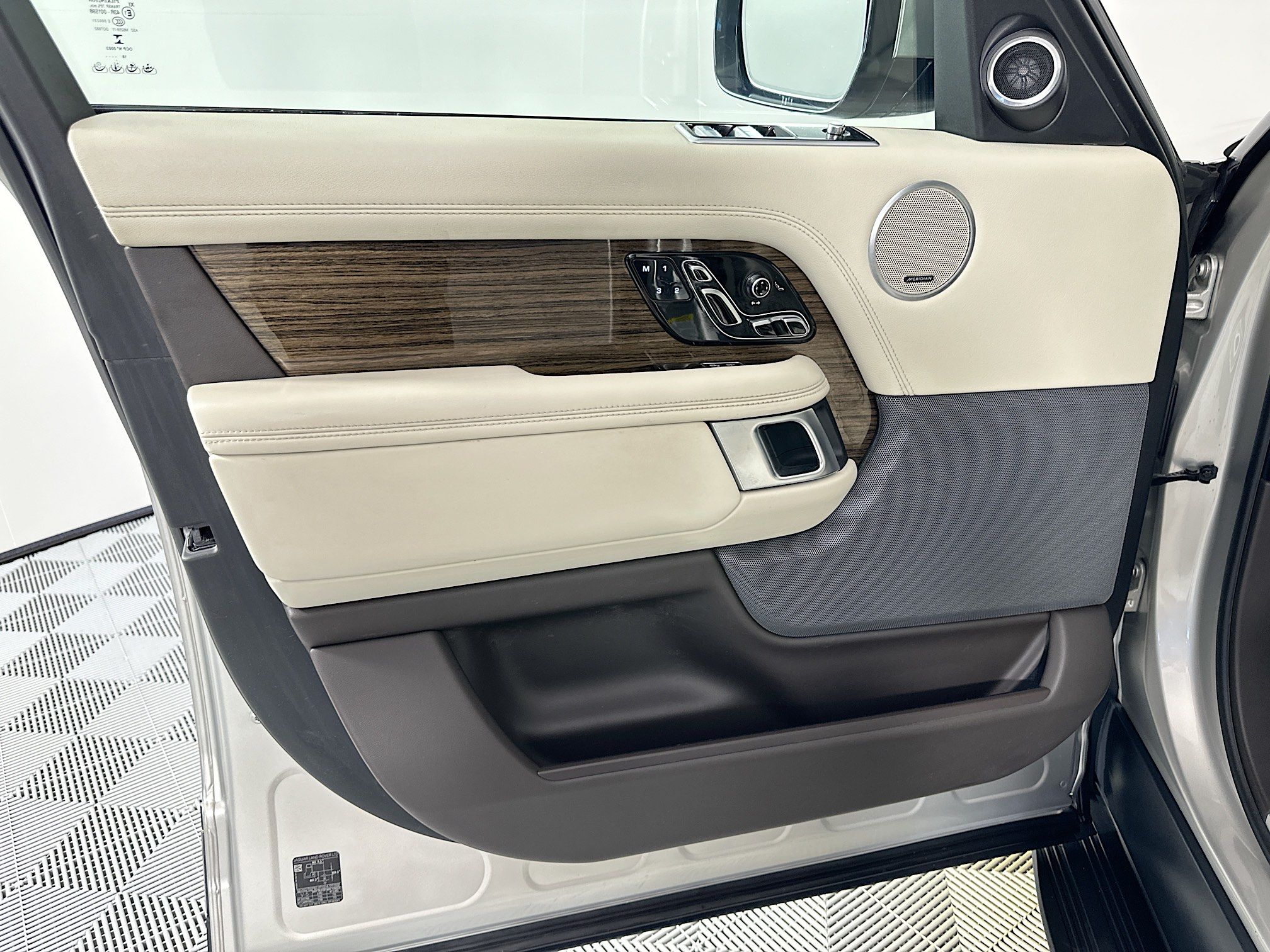 used 2019 Land Rover Range Rover car, priced at $29,995