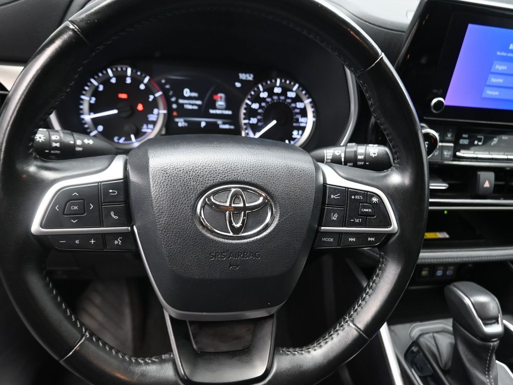 2023 Toyota Highlander XLE Black at Classic Elite Chevrolet Sugar Land