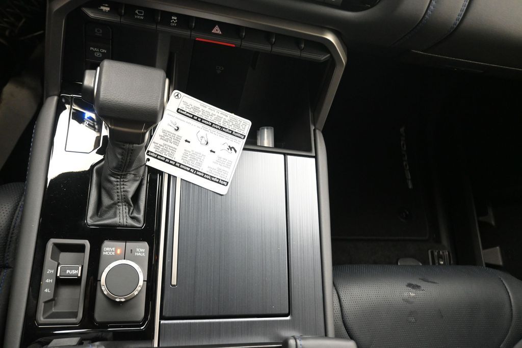 2026 Toyota Sequoia Platinum - 11