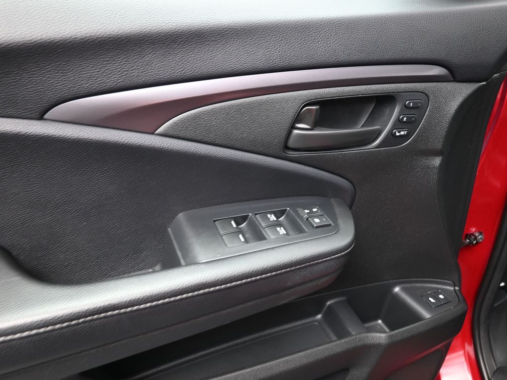 2024 Honda Passport EX-L Black at Mac Haik CDJR North Houston