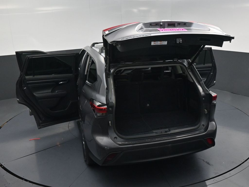 2023 Toyota Highlander Hybrid XLE Gray at Toyota of Victoria
