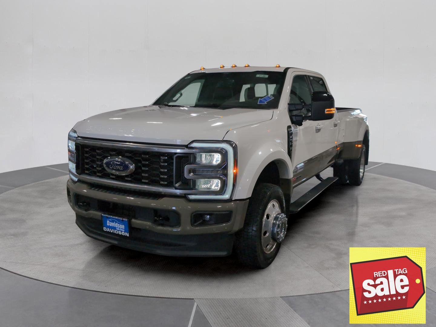  2026 Ford F-450 Super Duty King Ranch Crew Cab LB DRW 4WD   