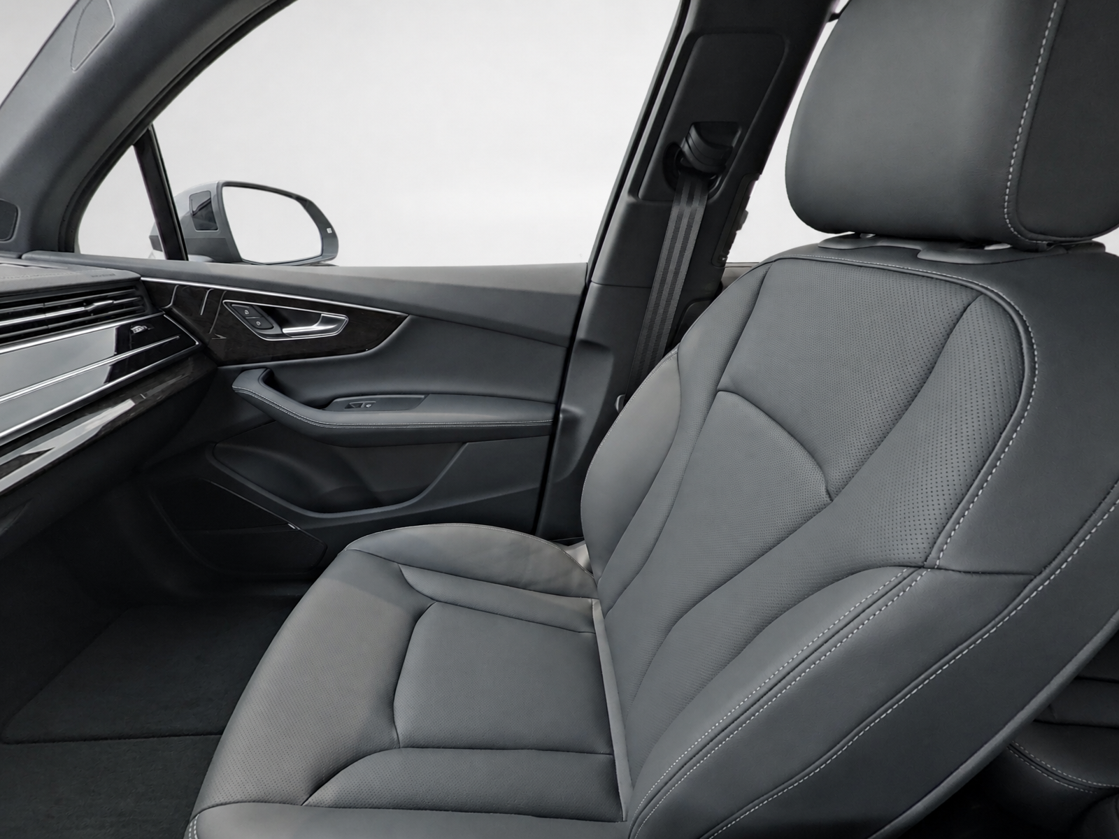 Audi 2026 Q7 55 Premium Plus S Line quattro